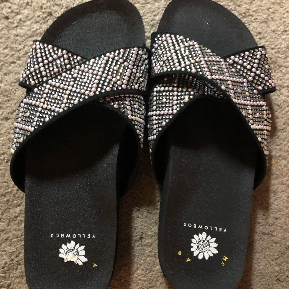 Yellow Box sandal.  So lightweight and comfortable.  Good condition.